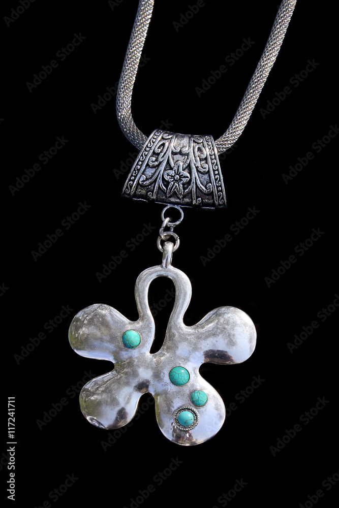 Fotografie Pendant with turquoise inset