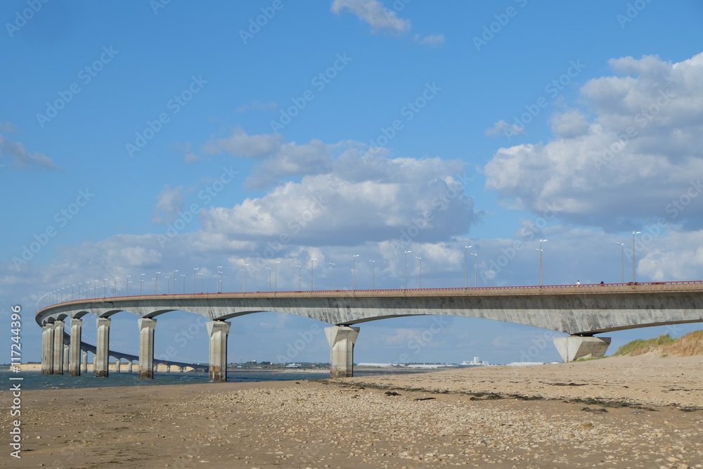 Pont de l'île de ré