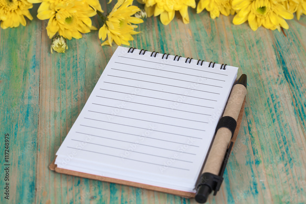 Naklejka premium Blank mock up note book