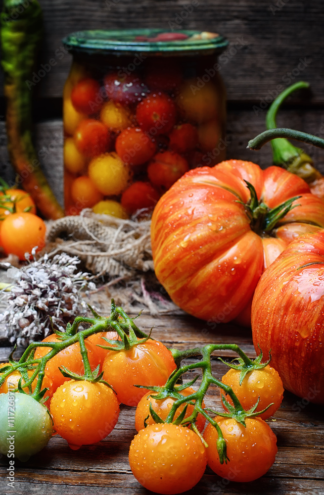 pickles tomatoes for winter