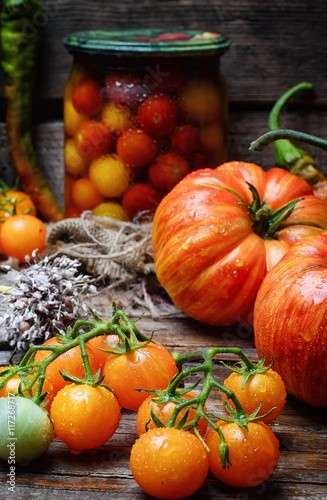 pickles tomatoes for winter