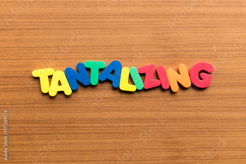 Quadro su tela tantalizing colorful word