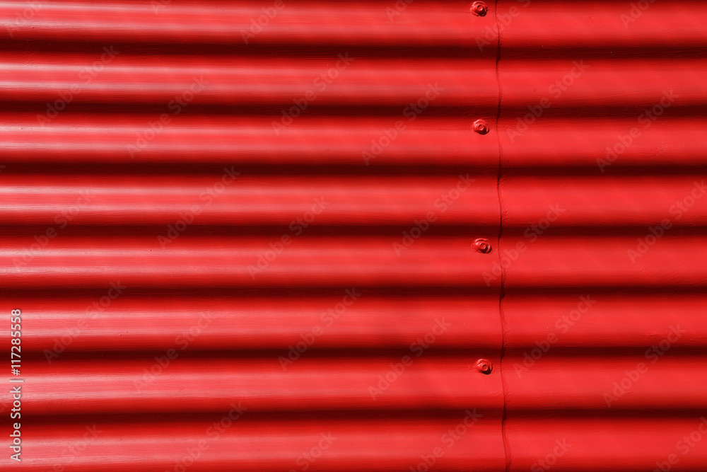 détail tôle ondulée peinte en rouge Stock Photo