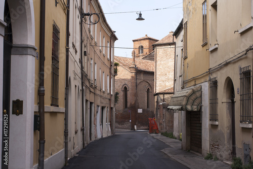 Fototapeta Naklejka Na Ścianę i Meble -  Ferrara, città medievale - Emilia Romagna