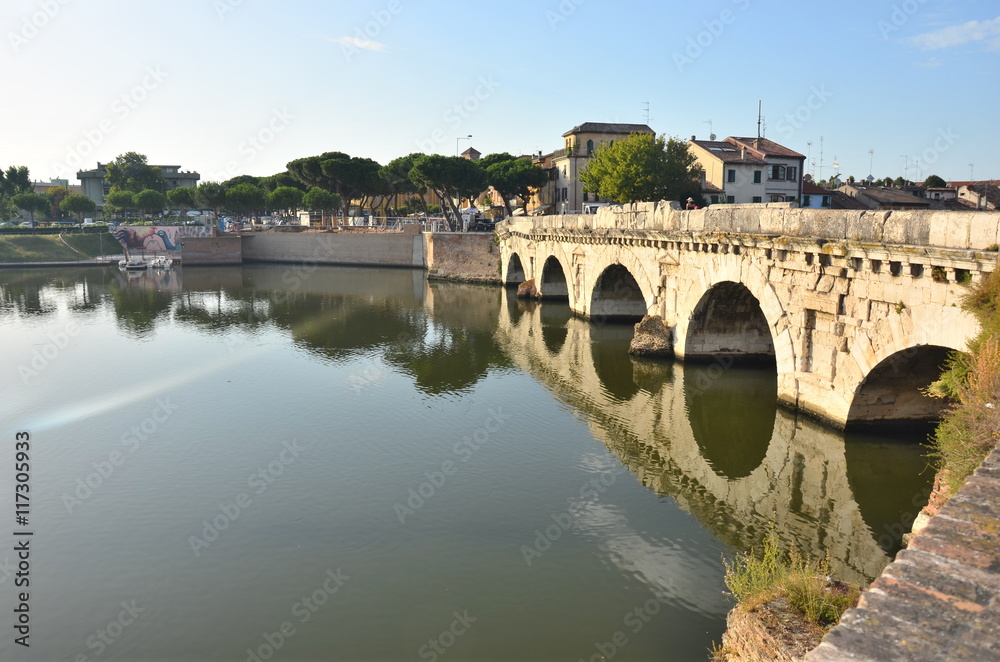 Fototapeta premium Tiberiusbrücke in Rimini