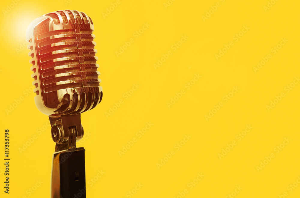 Fototapeta premium vintage microphone