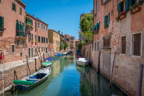 Venise Canal Rio del Trapolin barques © Thierry Lubar