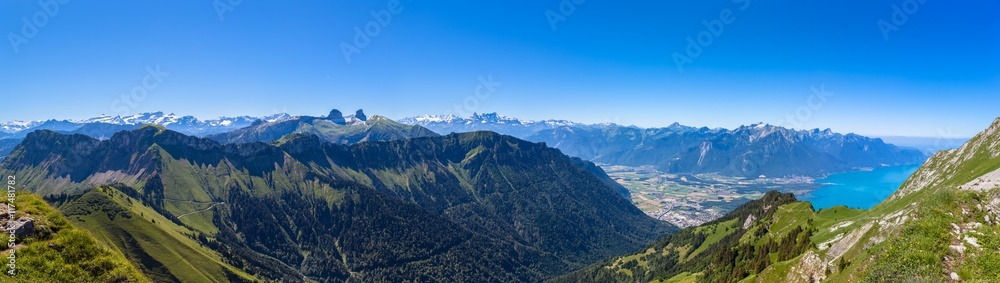 Panorama view of Lake Geneva from Rochers-de-Naye