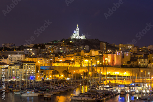 Fototapeta Naklejka Na Ścianę i Meble -  Marseille France night