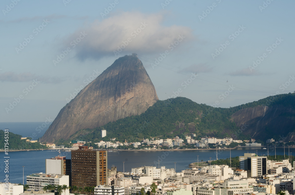Brazil, Rio de Janeiro, Sugar Loaf Mountain. Pão de Açúcar with the bay and Atlantic Ocean