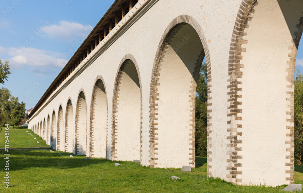 Perspective view of aqueduct bridge