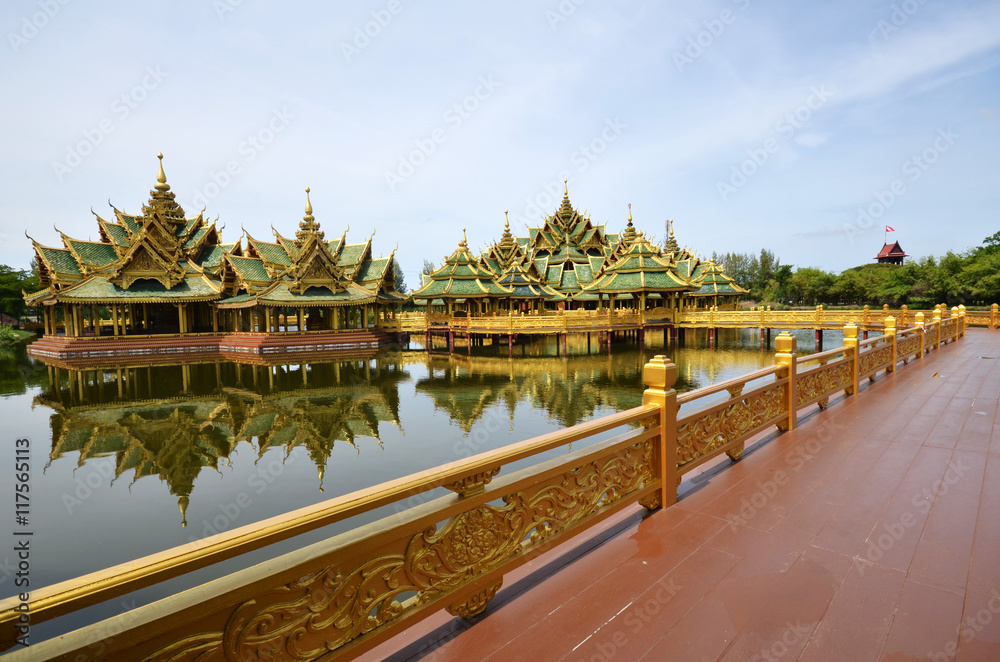 Fototapeta premium Pavilion of the Enlightened in Ancient city in Bangkok