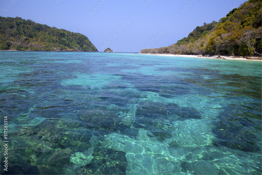 Obraz premium morze, plaża, wyspa w Tajlandii, tropikalna wyspa