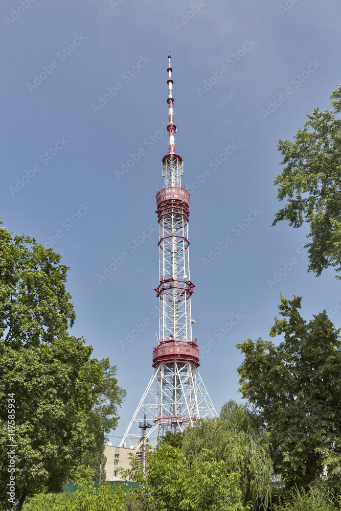 Obraz premium TV tower in the green park in Kiev, Ukraine