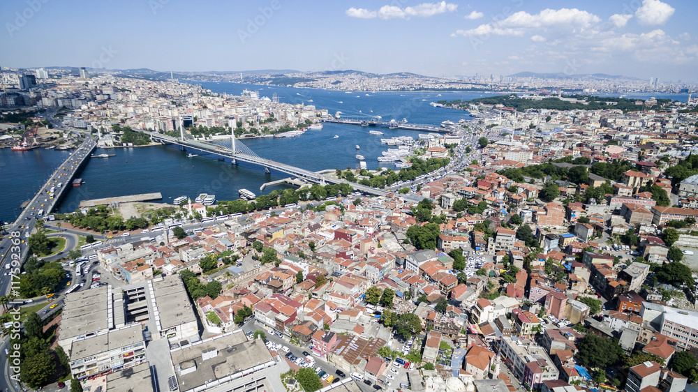 Fototapeta premium Aerial view of the Istanbul city