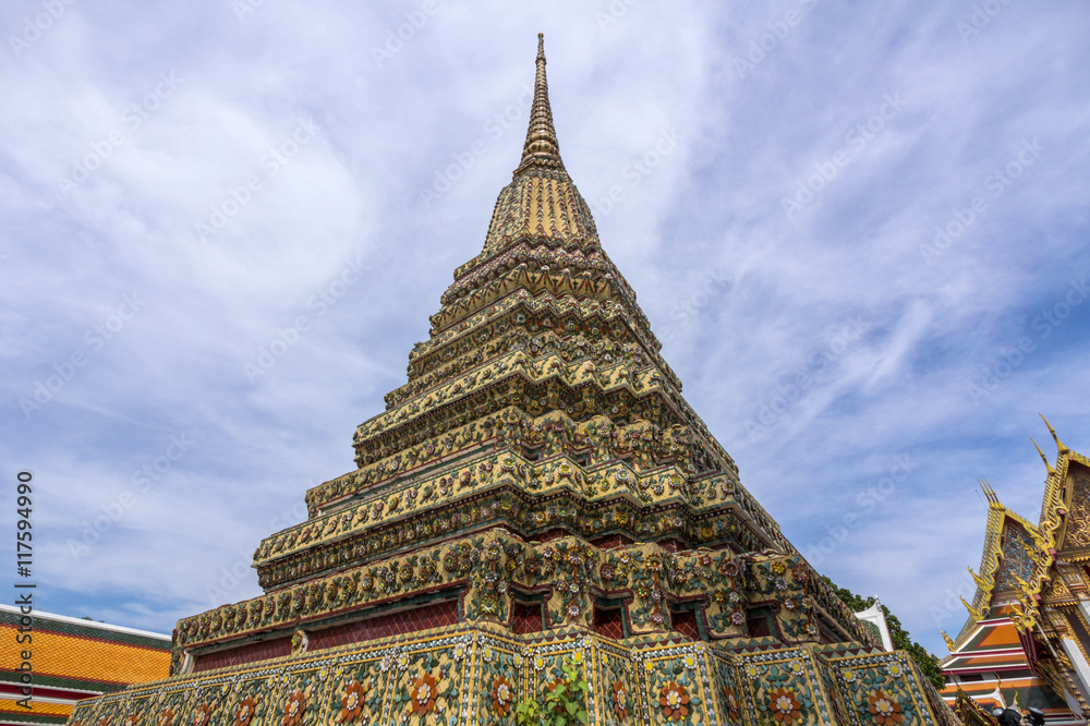 Naklejka premium Stupas of Wat Po Buddhist temple complex in Bangkok, Thailand.