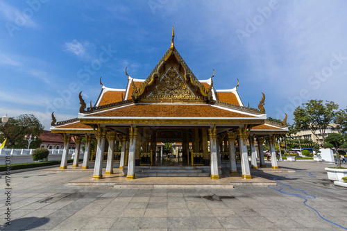 Wat Ratchanatdaram is a buddhist temple in Bangkok, Thailand. © Premium Collection