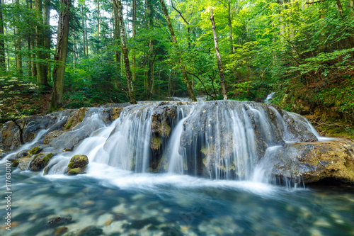 Waterfall in the summer © Xalanx