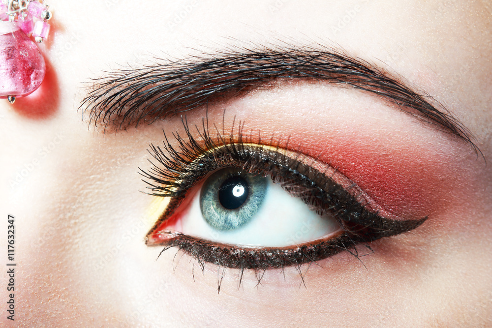 Fototapeta premium beautiful female eye