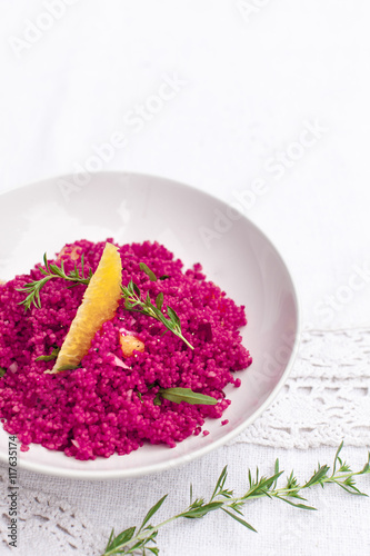 Couscous mit roter Beete