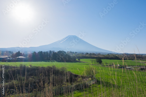 Obraz na płótnie Mount Fuji viewpoint from countryside in Fumoto w salonie
