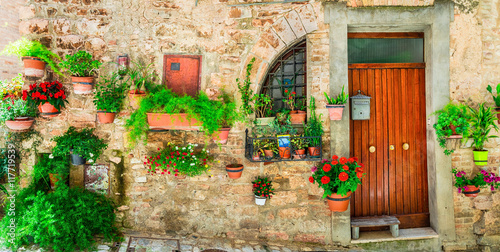 Fototapeta Naklejka Na Ścianę i Meble -  Most beautiful villages of Italy series - Spello in Umbria 