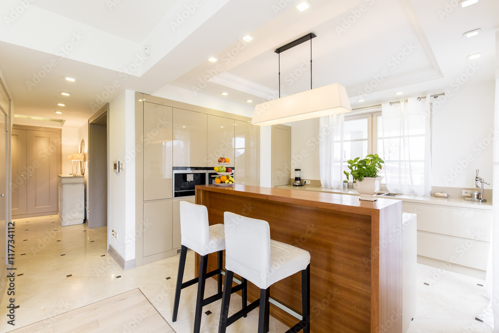 Contemporary luxurious kitchen design in bright colours Contemporary luxurious kitchen design in bright colours
