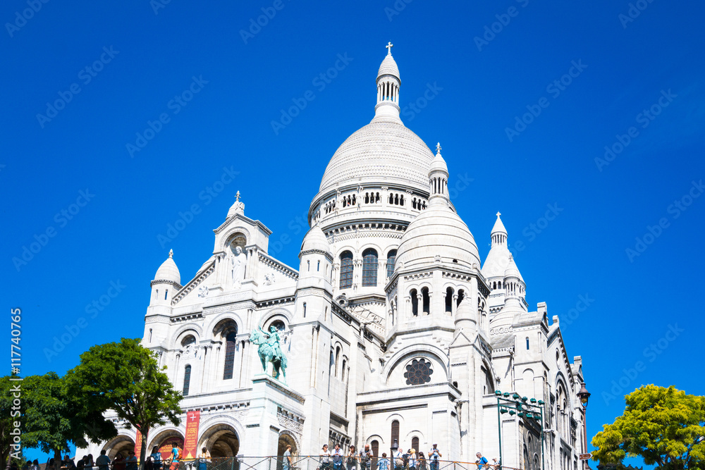PARIS, FRANCE - August 7 : beautiful Street view of  Montmartre