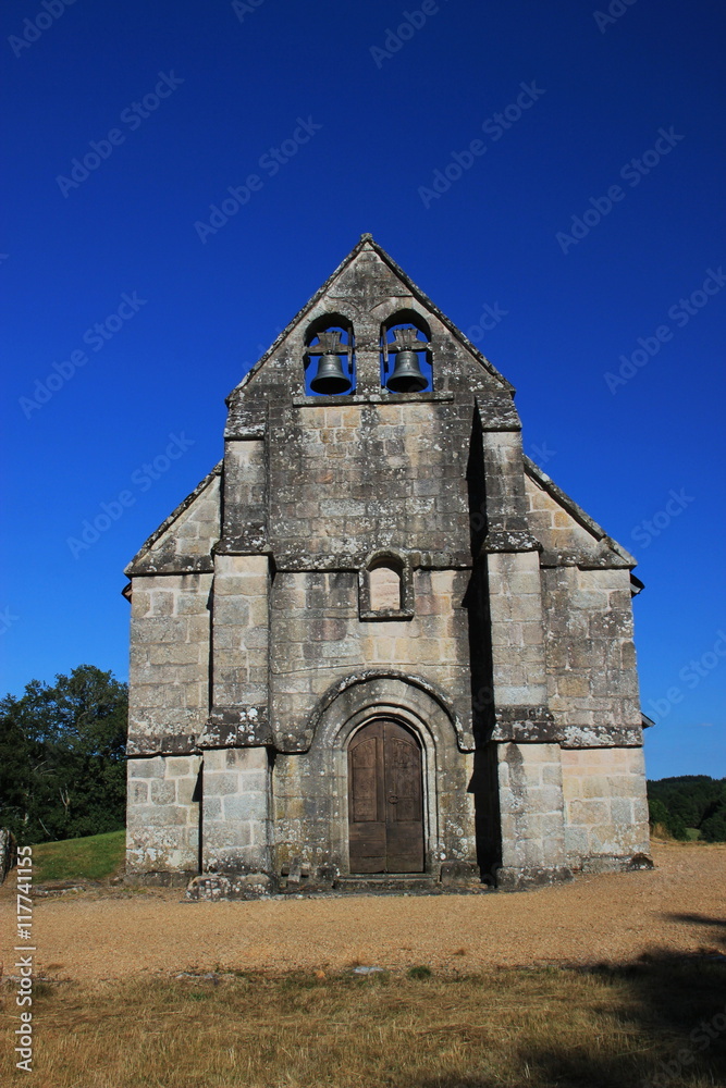 Eglise et clocher de Toy-Viam.(Corrèze)