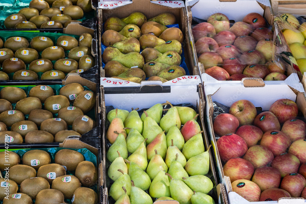 pear, kiwi and other fruits in market in Spain