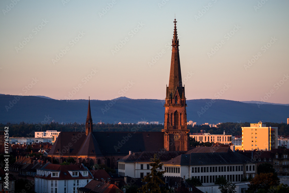 Sonnenaufgang über Karlsruhe