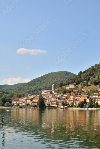 Veduta di Piediluco e l'omonimo lago - Terni - Umbria - Italia