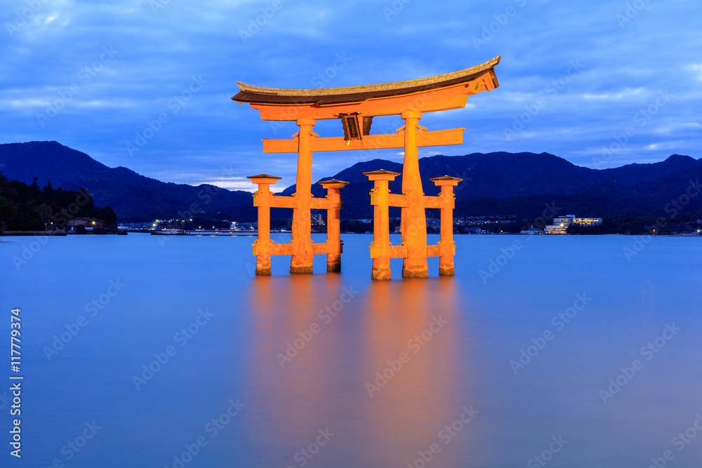Fototapeta premium Miyajima, The famous Floating Torii gate at night
