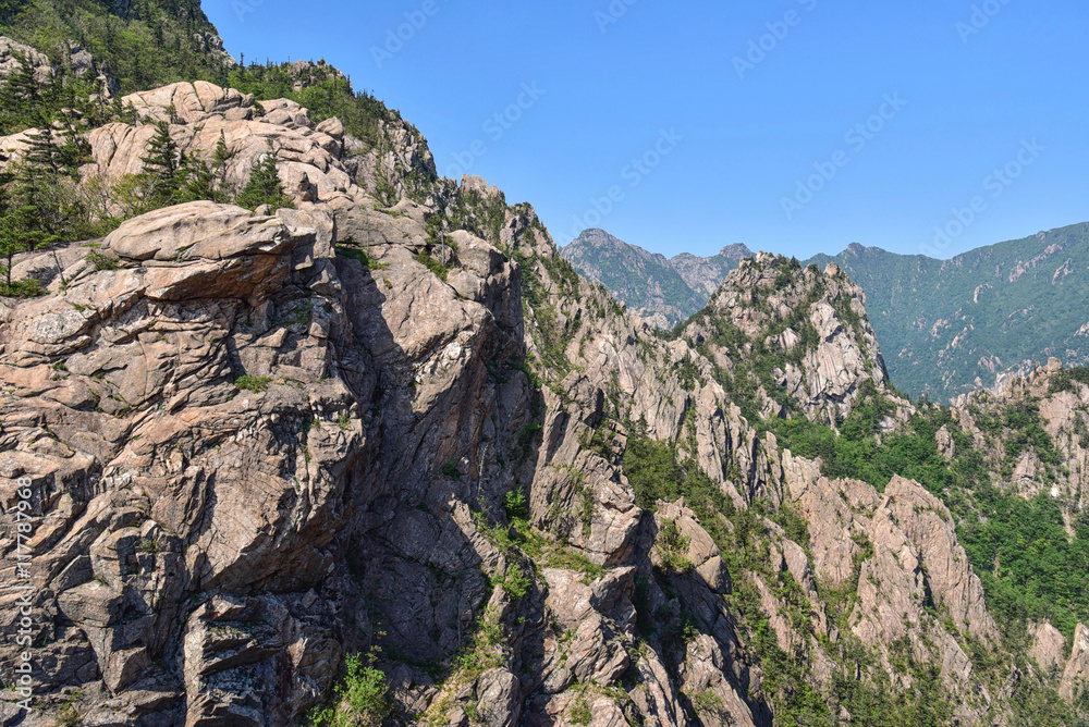Seoraksan Mountain Range in South Korea Seoraksan Mountain Range in South Korea