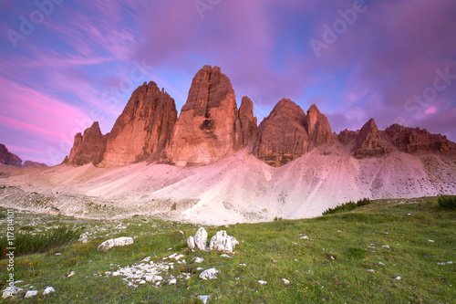 traumhaftes Licht zum Sonnenuntergang in den Dolomiten