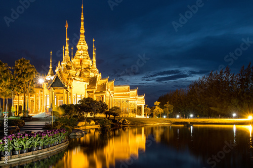 Wat Non kum temple