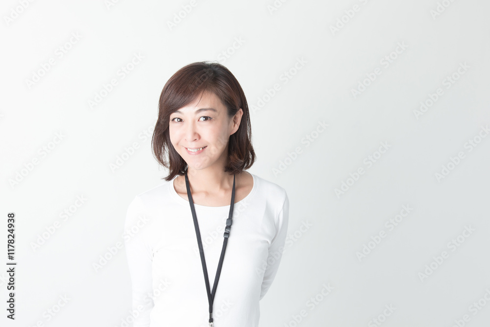 OLポートレート・ミドル女性 (白バック) OLポートレート・ミドル女性 (白バック)
