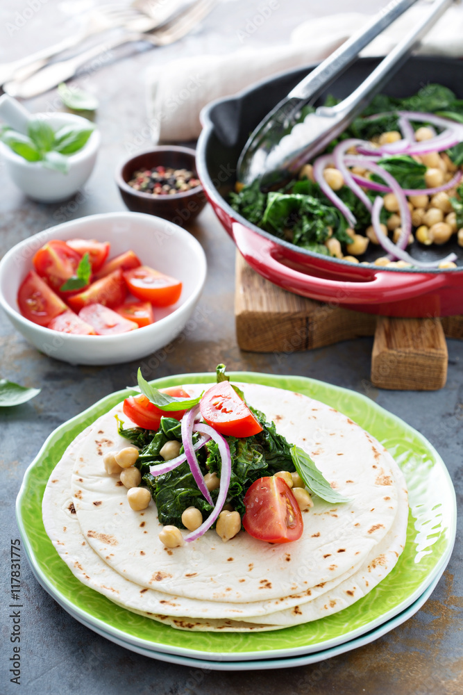 Vegan breakfast tacos with kale and chickpeas Vegan breakfast tacos with kale and chickpeas