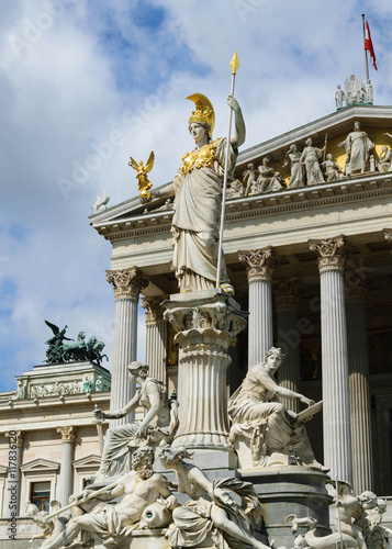 Pallas-Athene-Brunnen