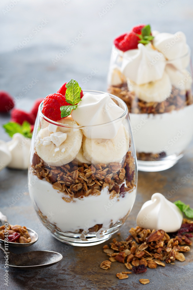 Banana and granola breakfast parfait Banana and granola breakfast parfait