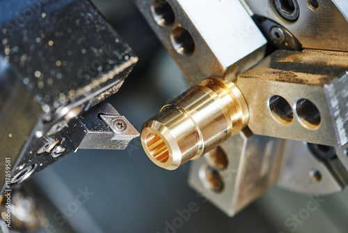 metalworking turning process