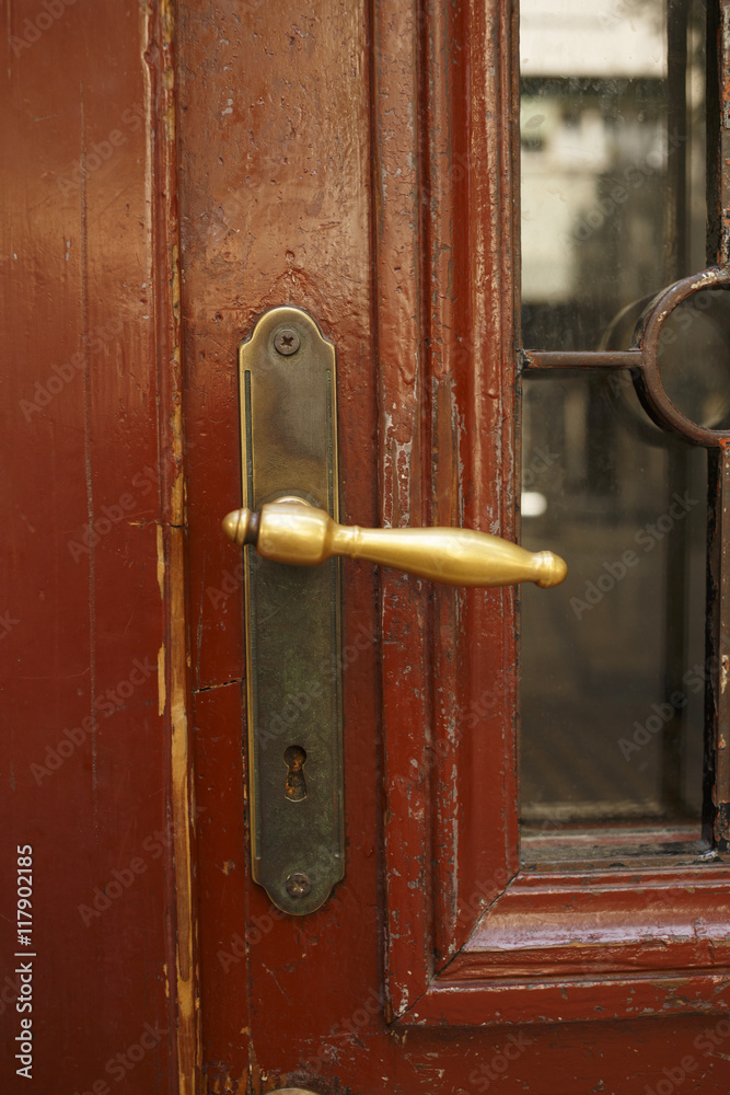 Obraz premium Rustic golden door handle