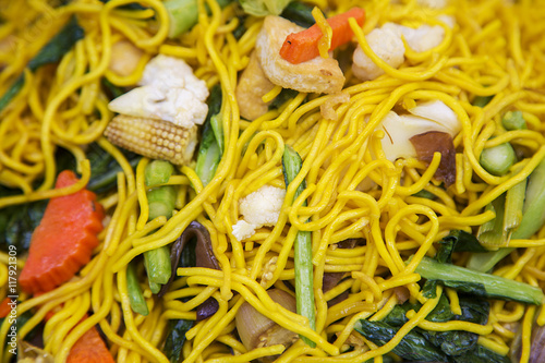 Thai fry noodles with veget...
