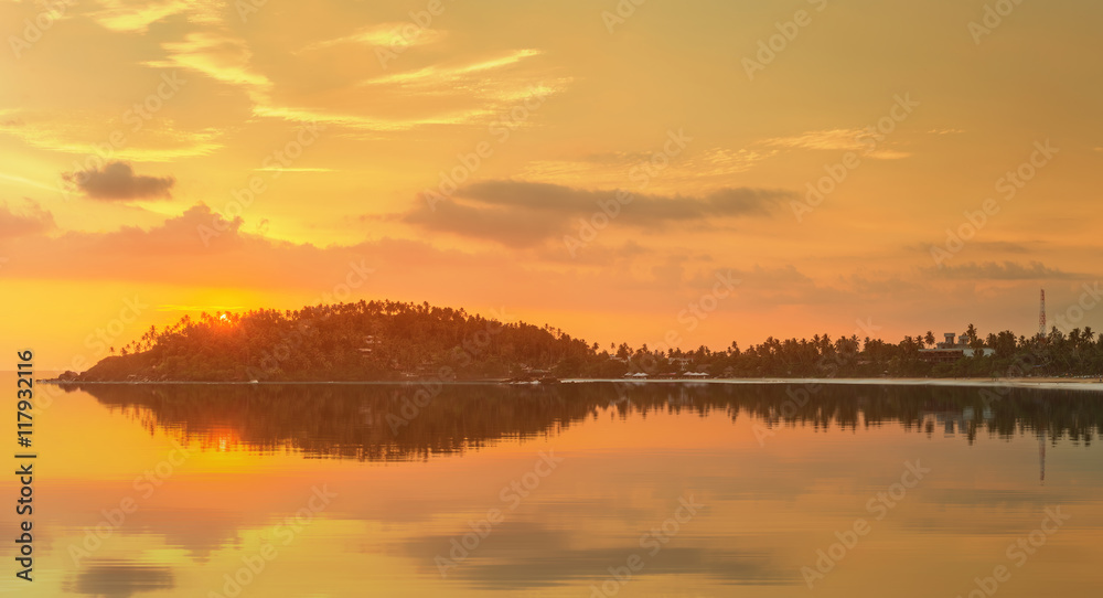 Fototapeta premium Romantic untouched tropical beach on sunset, Sri Lanka