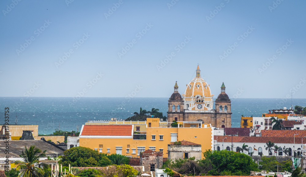 Obraz premium Panormaic view of city of Cartagena and San Pedro Claver Church, Cartagena de Indias, Colombia