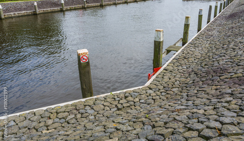 harbor qauy no swimming allowed