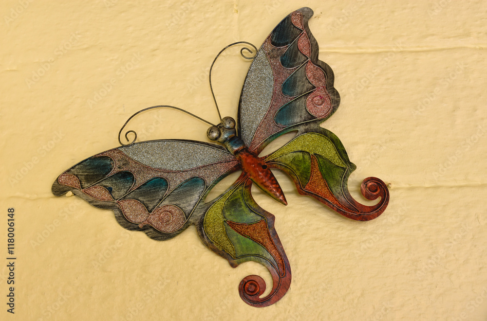 Fototapeta premium Farfalla decorate in foglia di alluminio