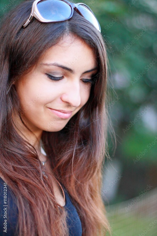 Naklejka premium Kind thoughts, kind smile