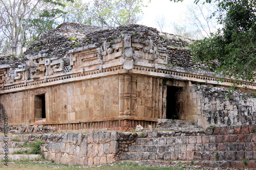 Maya-Ruinen Labna photo