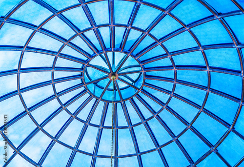 Geometrical ceiling  limpid round ceiling.